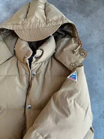 Cape HEIGHTS 다운 자켓