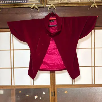 빨간색 벨벳풍 겉옷