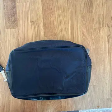 블랙 나일론 클러치백