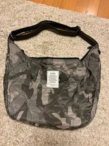 AVIREX 퀼팅 숄더