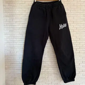 MOBB 블랙 스웨트 팬츠 M 사이즈