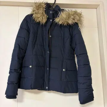 Abercrombie & Fitch 네이비 다운 자켓 M 사이즈