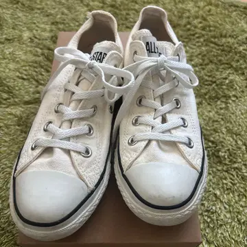 CONVERSE ALL STAR 화이트 스니커즈