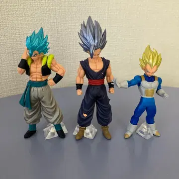 드래곤볼 피규어 3체 세트