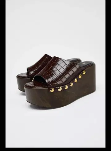 ZARA 다크 브라운 플랫폼 샌들