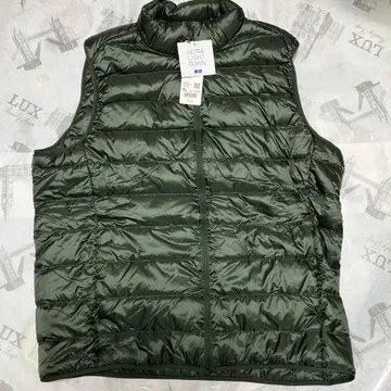 UNIQLO 남성용 울트라 라이트 다운 베스트 올리브 XL