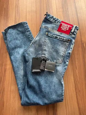 DSQUARED2 스키니 데님 Slim Jean
