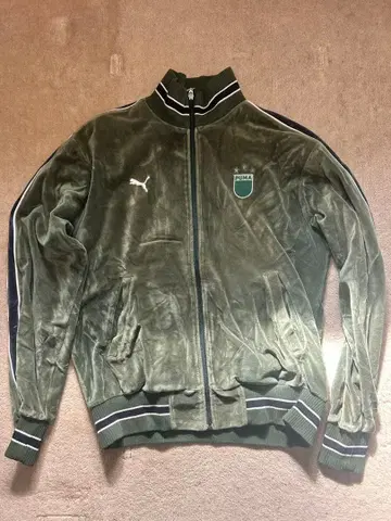 [ 새상품급 ] PUMA 트랙 자켓 L 사이즈