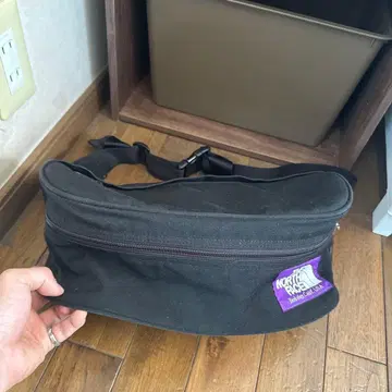 THE NORTH FACE 바디백 블랙
