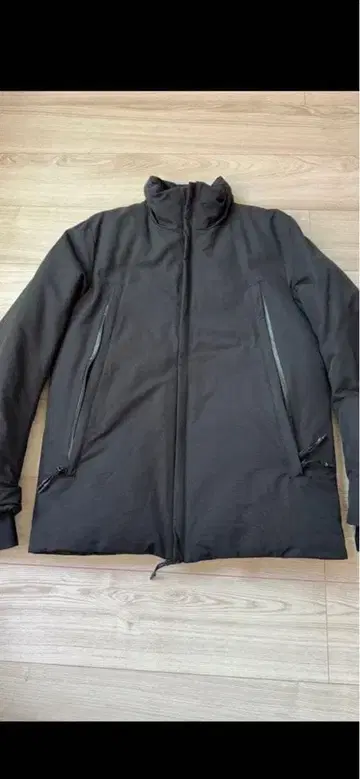 RIPVANWINKLE 솔리드 다운 자켓