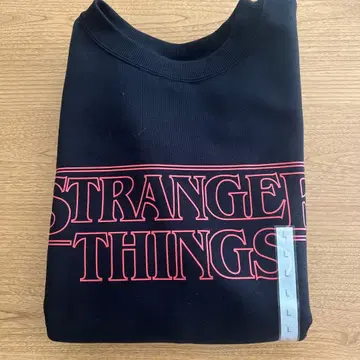 GU 기묘한 이야기 헤비웨이트 맨투맨 M