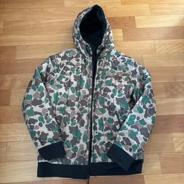 더 노스 페스 리버서블 다운 자켓