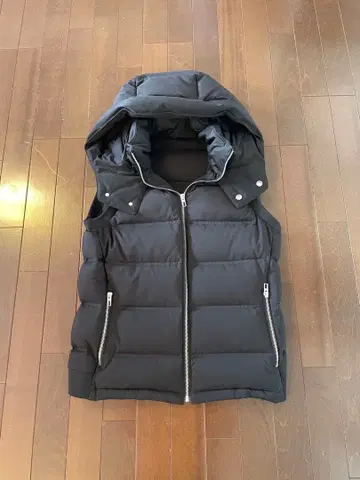 캘빈클라인 CK 다운 베스트 M 블랙 깔끔한