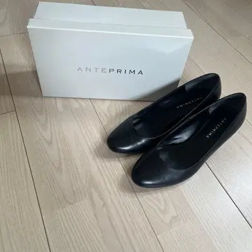 ANTEPRIMA 블랙 하이힐