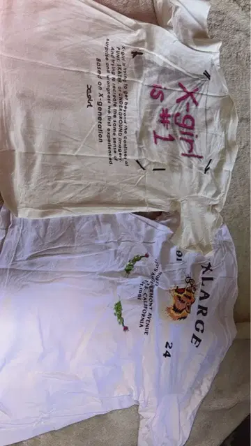 XgirlT 셔츠 2장 세트 S와 L