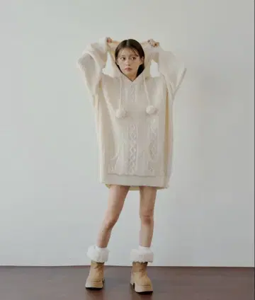 후드 케이블 미니 니트 원피스