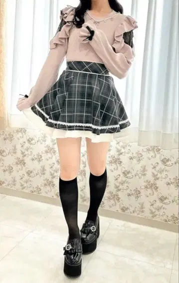 로지타 백리본 디자인 볼륨 스커트