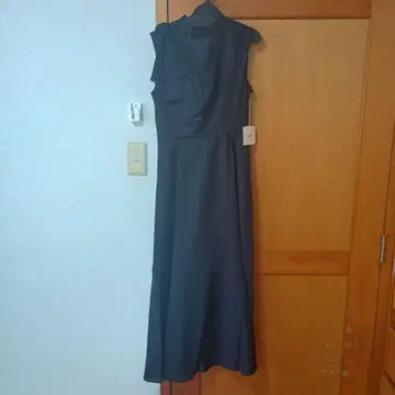 다크 네이비 슬리브리스 롱 원피스 38