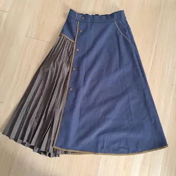 Lallia Mu 라리아무 스커트