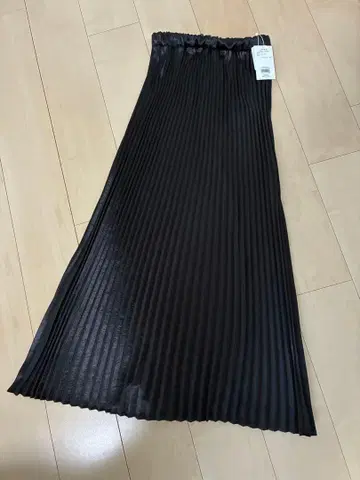 LEPSIM 블랙 플리츠 스커트 F