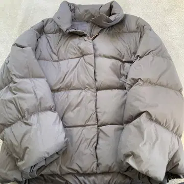 유니클로 다운 그레이 클리닝 완료