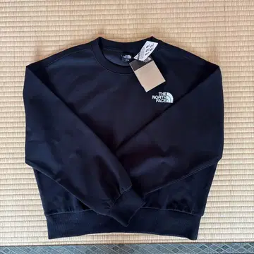 1월 한정 가격 THE NORTH FACE 블랙 트레이닝복 M 사이즈