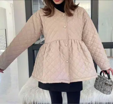 Myu 베이지 퀼팅 페플럼 자켓 SM
