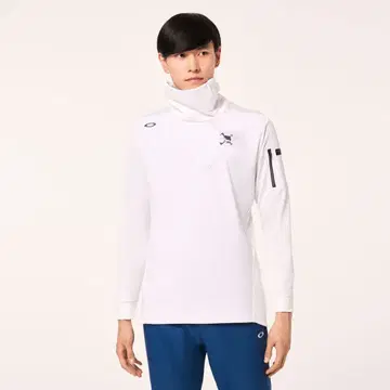 오클리 골프 화이트 터틀넥 골프웨어