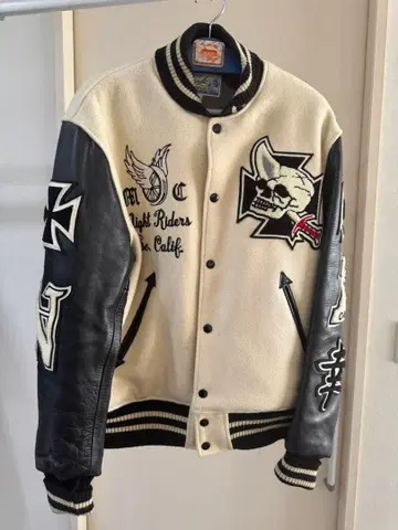 레어 WHITESVILLE 화이츠빌 자수 아워드 자켓 42