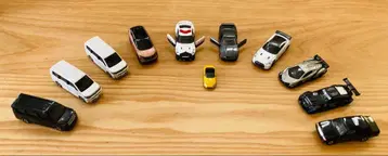 토미카 10대 묶음 판매 + 덤 일부 도어 개폐 기능 포함