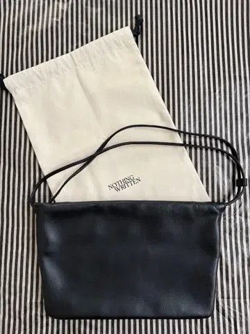[ 새상품 ] NOTHING WRITTEN NELLA STRAP BAG
