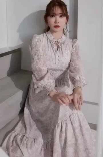 Winter Floral Long-sleeve Dress S