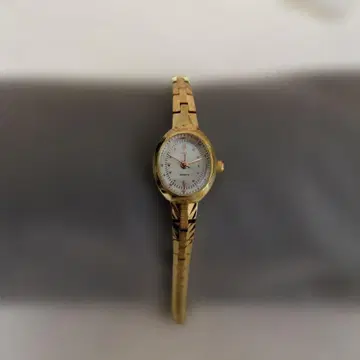 축하 시츄에이션 골드 아날로그 쿼츠 손목시계