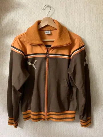 PUMA 트랙 자켓 오렌지 x 브라운