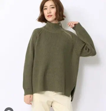 MACPHEE 지퍼 디자인 하이넥 니트 카키