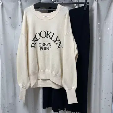 미사용 새상품 니트 상의 스커트 2종 세트