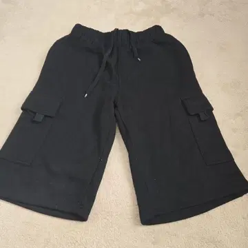 블랙 카고 숏팬츠