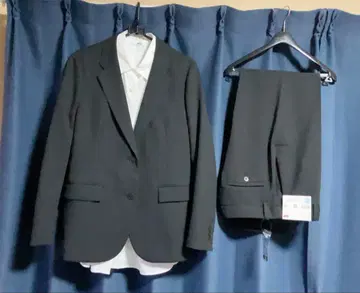 유니클로 감동 자켓 팬츠 블라우스 3종 세트 상태