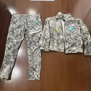 I'Z FRONTIER 상하의 세트