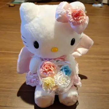 Hello Kitty 천사의 깃털 봉제 인형