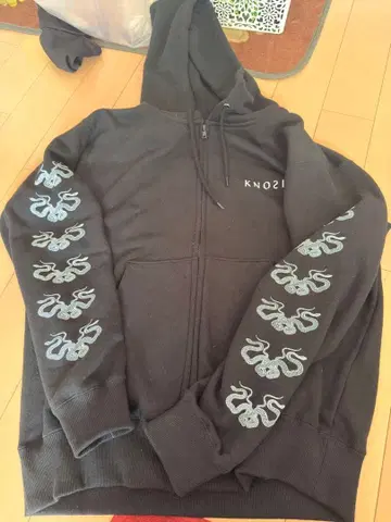 KNOSIS 지퍼 후드티 L 사이즈