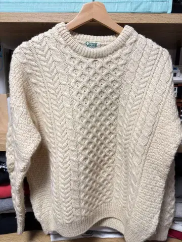 Carraig Donn 아란 니트 스웨터 아이보리