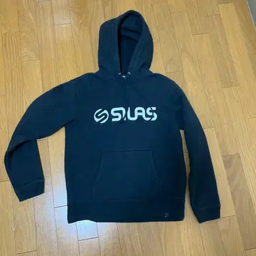 SILAS 블랙 후드 부착 후드티