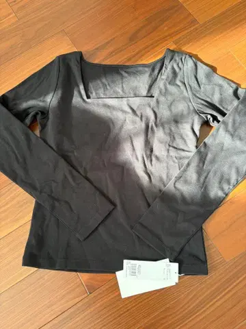 프레이 아이디 스퀘어넥 리브 T