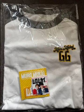MURO MUKAI GG 로고 T셔츠 스티커