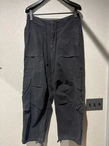 entire studios 엔타이어 스튜디오 카고 팬츠 하자품