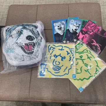 MAN WITH A MISSION 쿠션과 타월 6종 세트