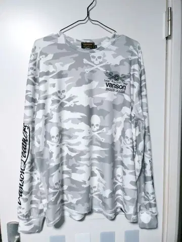 [ 새상품급 ] VANSON 반손 흡한속건 스컬 롱T 스컬 카모플라주