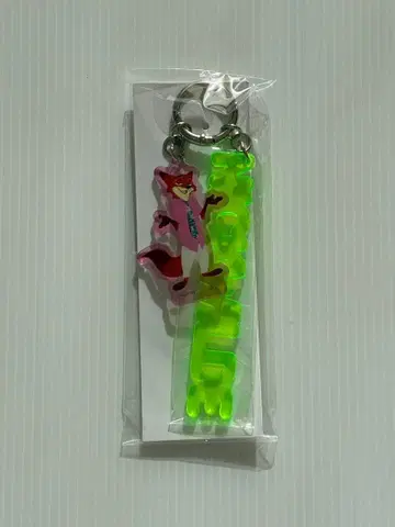 주토피아 2 알파벳 아크릴 참 닉 와일드