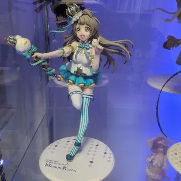 미나미 코토리 피규어 애니메이션 스타일 박스 있음